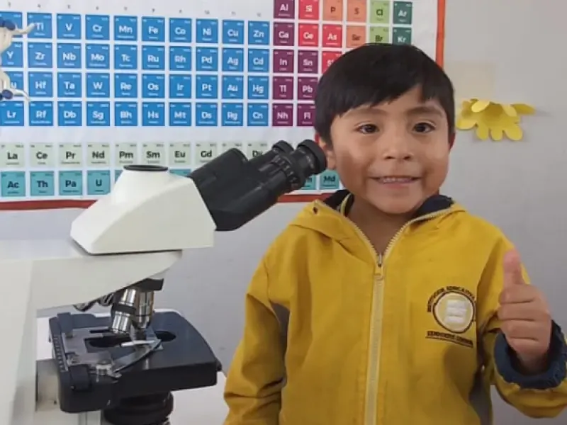 Niños del nivel inicial aprendiendo a través del juego y metodología constructivista en el Colegio Educere